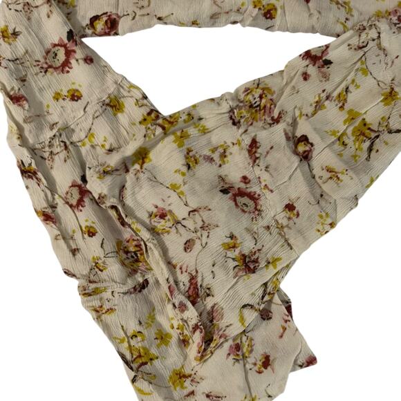 Bailey & Chloe Cream Colored Floral Women’s Top w/Flared Arms – M - Picture 4 of 5